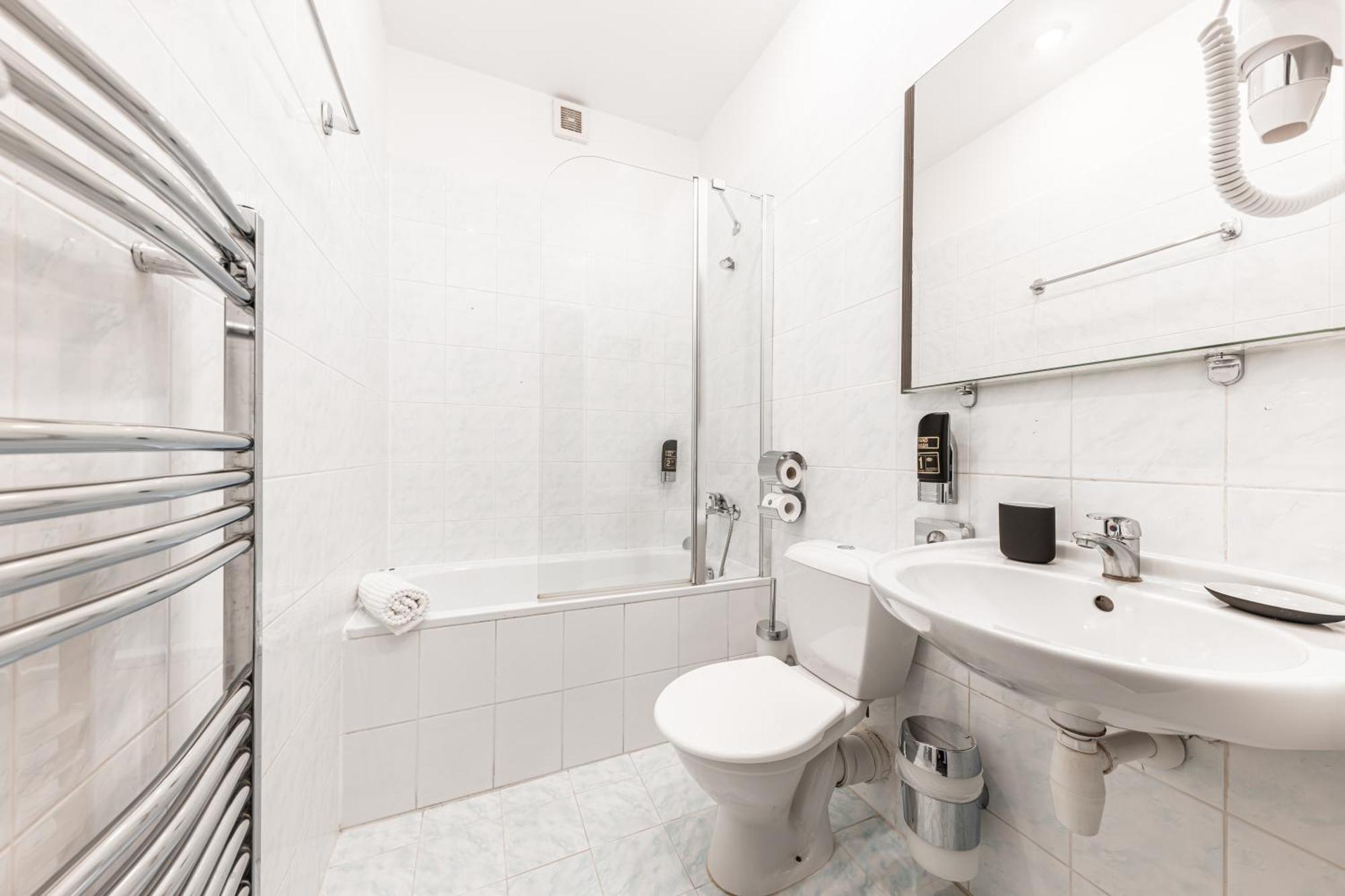 A1 Royal Plaza Otel Prag Dış mekan fotoğraf